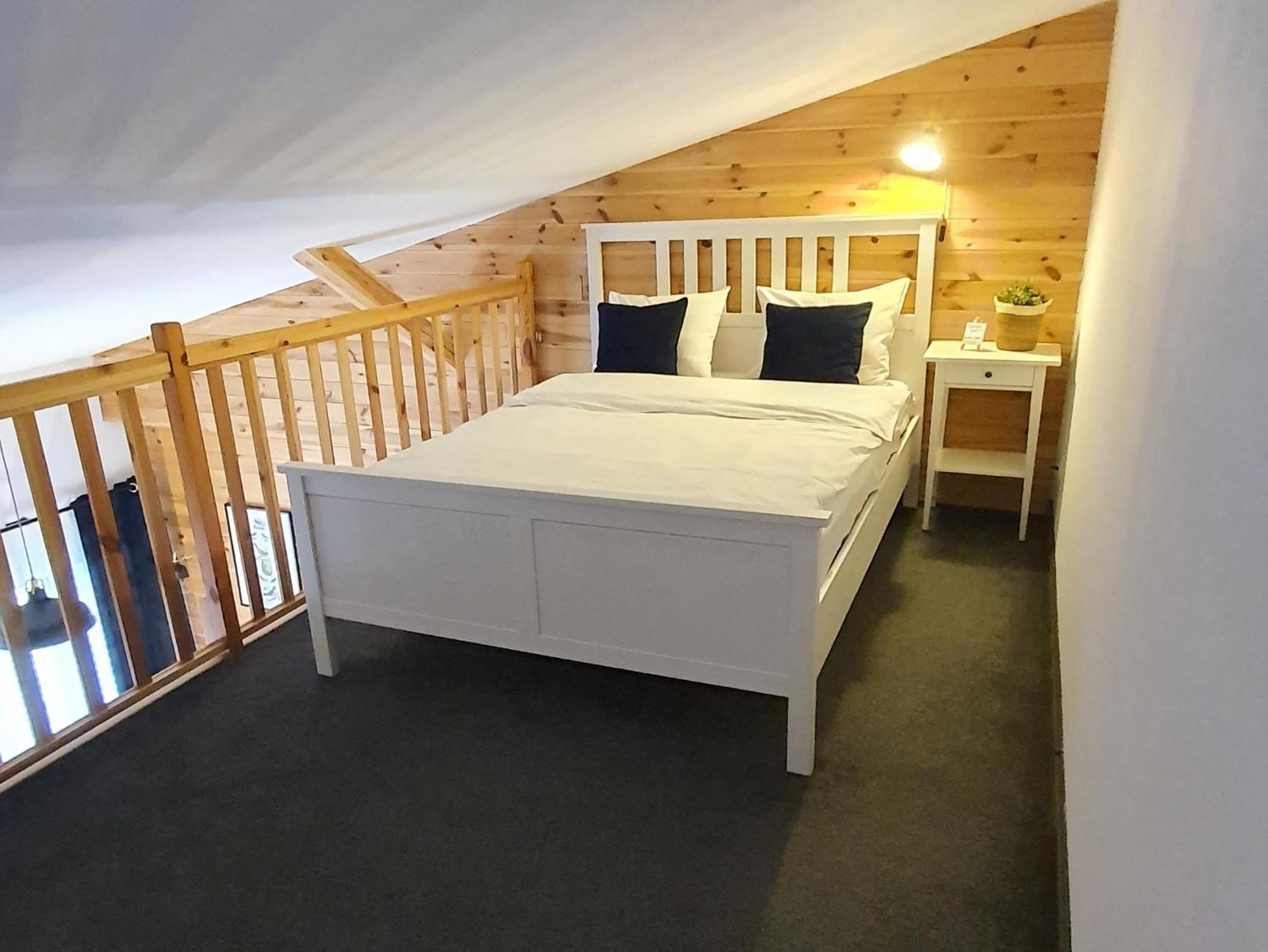Babie Lato B&B Uniejow Buitenkant foto