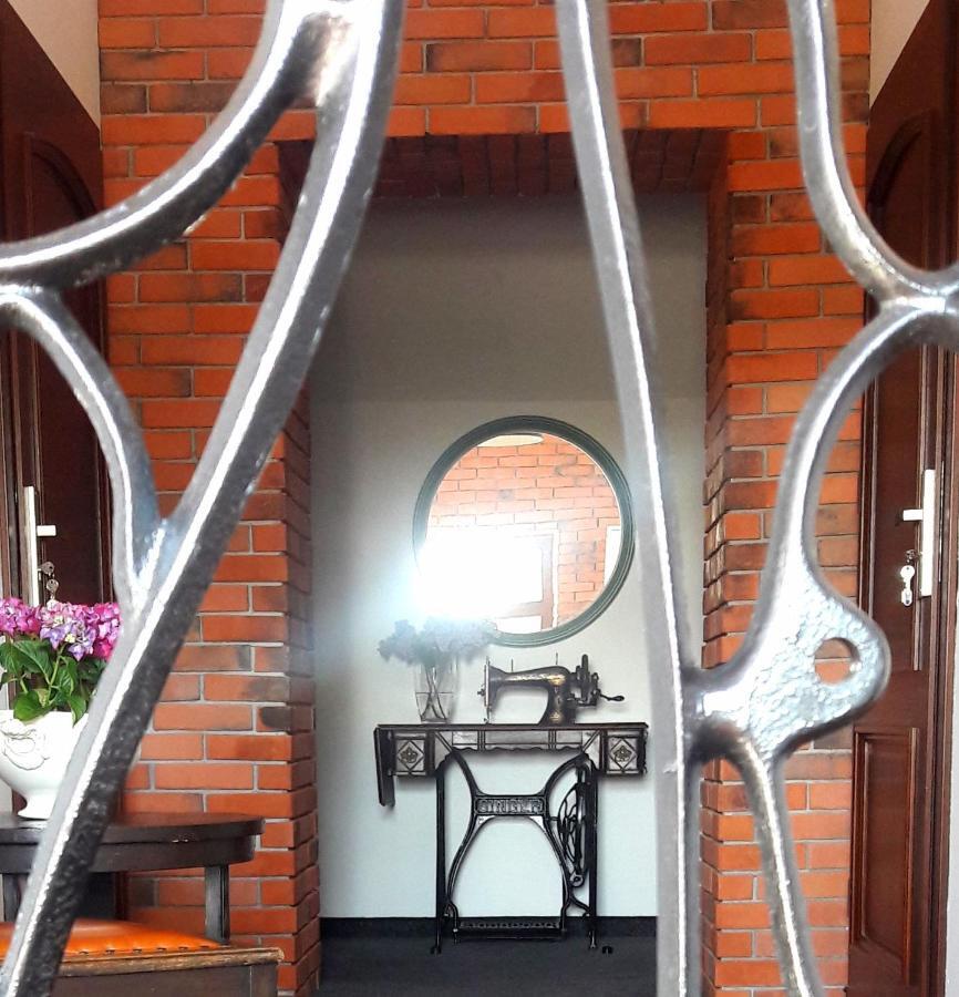 Babie Lato B&B Uniejow Buitenkant foto